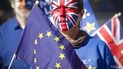 Евросоюз согласился перенести Brexit