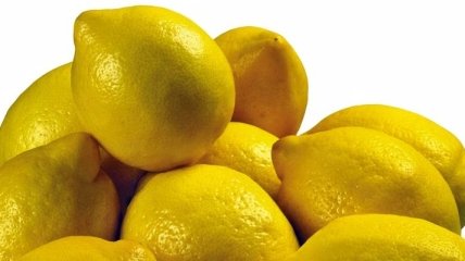 Лимон лечит прыщики