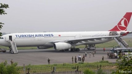 В Косово закрыт аэропорт Приштины из-за аварии самолета