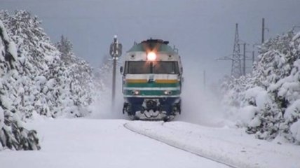 "Укрзализныця" сообщила о задержке поездов из-за непогоды