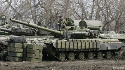 Украинская разведка рассекретила новые дислокации танков боевиков