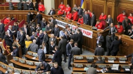 Партия регионов и оппозиция не договорились о разблокировании ВР 