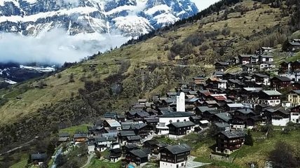 Швейцарская деревня, за проживание в которой вам заплатят $70 тысяч (Фото)