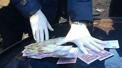 В Донецкой области госисполнитель попался на взятке
