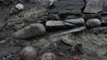 Археологи обнаружили алтарь, на котором хранился гроб короля викингов Олафа
