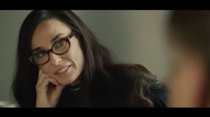 Деми Мур появилась в вышиванке в новом фильме (Видео) 