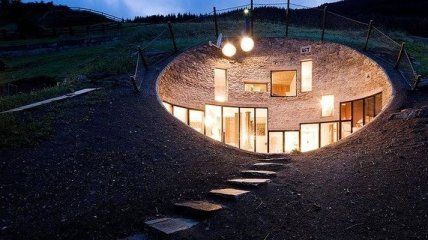 Мечта любого человека: деревенский подземный дом, в котором хочется жить (Фото) 