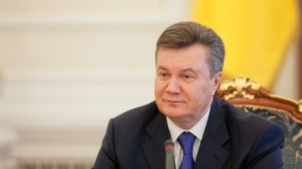 Янукович поздравил биатлониста Семенова с победой на ЧЕ