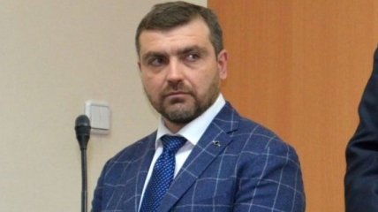 В Николаеве на крупной взятке "погорел" директор аэропорта