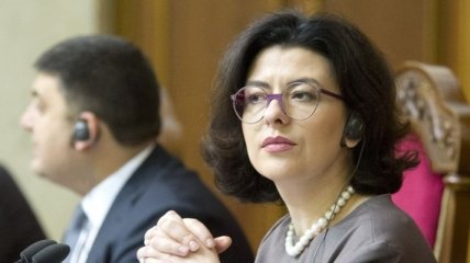 Вице-спикер ВР раскритиковала решение пленума Верховного суда об обращении в КС