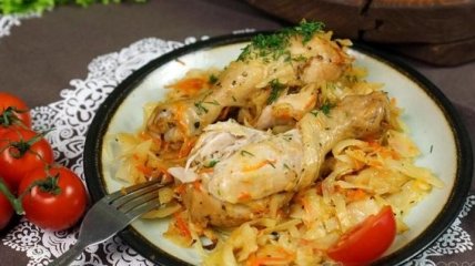 Рецепт дня: курица с капустой в специальном маринаде запеченная в рукаве
