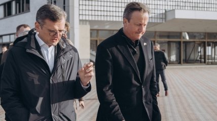 Дэвид Кэмерон во время встречи с Дмитрием Кулебой в Одессе