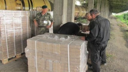 На границе с Румынией обнаружили партию контрабандных сигарет