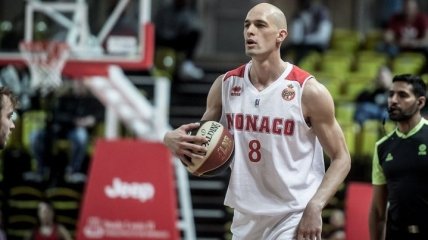 Украинец Гладыр стал вице-чемпионом Франции по баскетболу