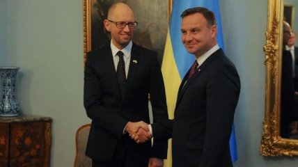 Яценюк и Дуда обсудили конфликт в Украине