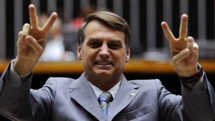 Президент Бразилии возглавил демонстрацию против карантина