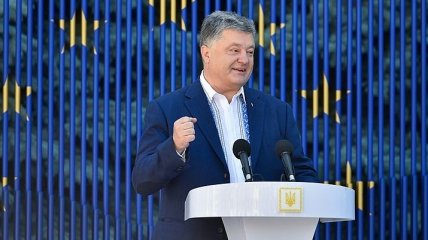 Порошенко: Верю - Украина будет в НАТО и ЕС
