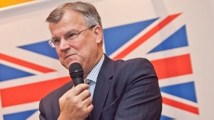Посол: Эксперты из Англии помогают вернуть в Украину активы