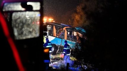 В Словакии грузовик влетел в автобус со школьниками: много погибших и раненных