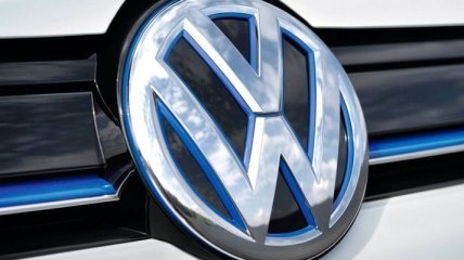 Volkswagen планирует обновить фирменный логотип