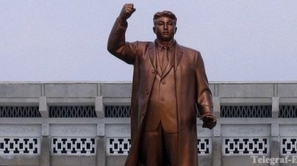 В КНДР могли взорвать бронзовую статую одного из руководителей