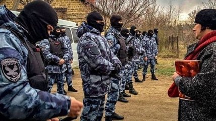 В Крыму у татар проводят обыски, задержаны уже шесть человек 