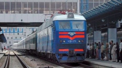 Задержка до 3 часов: под полтора десятка поездов опаздывают из-за схода вагонов под Киевом (список)