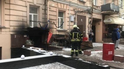 В сети наметился скандал вокруг сбора денег на восстановление сгоревшего в Киеве кафе Bistro Bistro