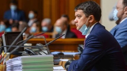 Внеочередное заседание Рады: депутаты планируют увеличить "минималку" до пяти тысяч