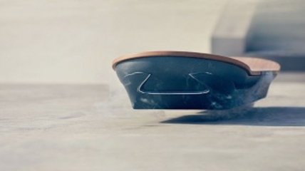 Компания Lexus испытывает парящий на высоте скейтборд (Видео)