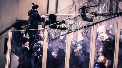 Во время матча Олимпиакос - Динамо полиция избила украинских фанатов