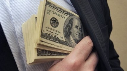 В Запорожье прокурора задержали на взятке в 10 тысяч долларов