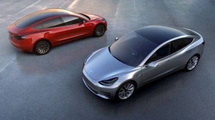 Tesla отказалась продавать самую дешевую Model S 