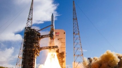 Ракета-носитель Delta IV успешно вывела на орбиту второй спутник GPS III для ВВС США