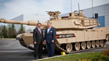 Армия США получила первый танк M1A2 Abrams SEP V3