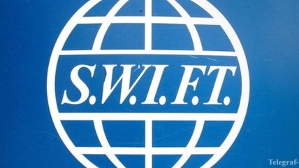 СМИ: Крым отключили от SWIFT