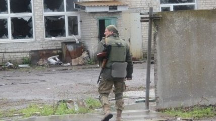 АТО: Под Марьинкой "работал" снайпер