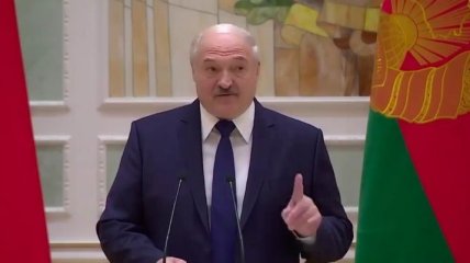"Нам отступать некуда". Лукашенко объявил начало кровопролития в Беларуси (видео)