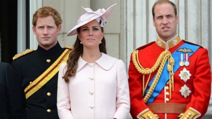 Принц Гарри может пропустить рождение ребенка Кейт и Уильяма