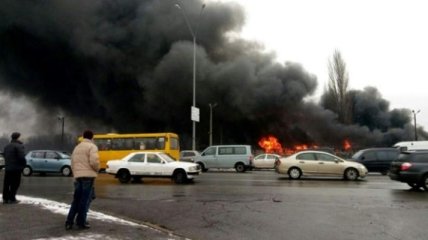 Пожар на секонд-хенде в Киеве локализовали