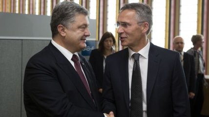 Президент Украины провел переговоры с Генсеком НАТО