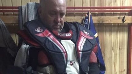 Украинский хоккеист побил возрастной рекорд 