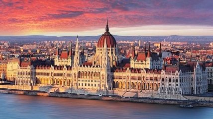 В Венгрии выбирают парламент