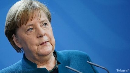 Меркель проверили на коронавирус