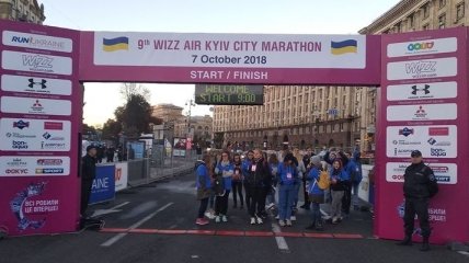 В Киеве на Крещатике проходит международный марафон