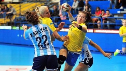 Женская сборная Украины по гандболу уступила Норвегии