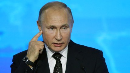 Здоров'я Путіна погіршується? До нього зачастив один із лікарів