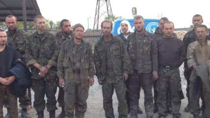 В Донецке 15 военнослужащих освободили из плена