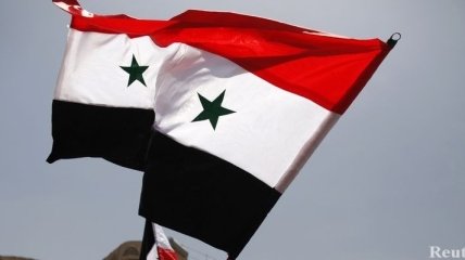 Повстанцы в Сирии сбили вертолет военных (Видео)