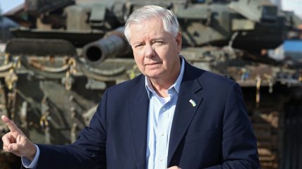 Линдси Грем